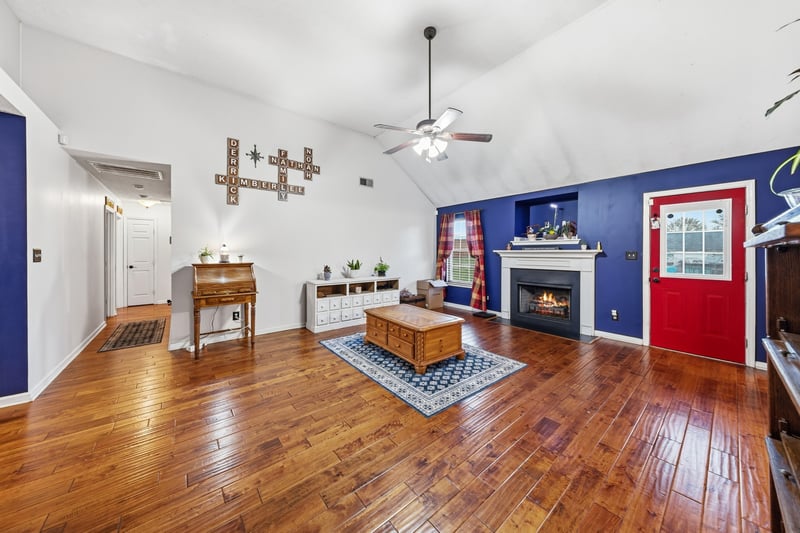 699 Puckett Rd, Watertown, TN 37184