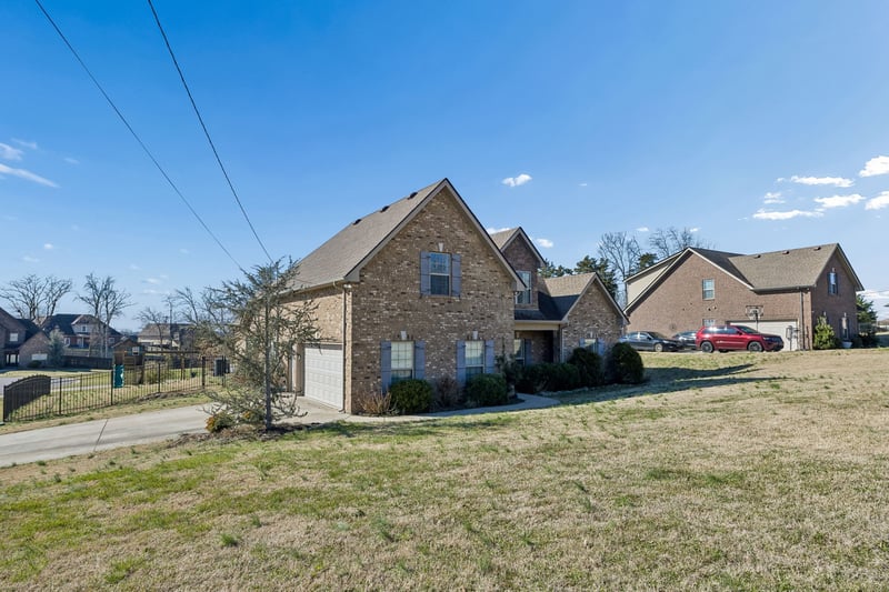 1301 Rivercrest Dr, Murfreesboro, TN 37129