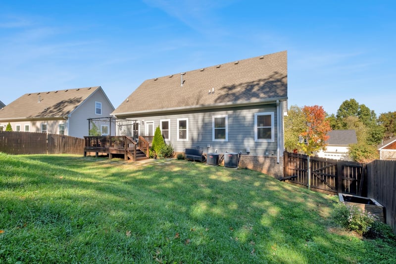 1728 Woodland Pointe Dr, Nashville, TN 37214