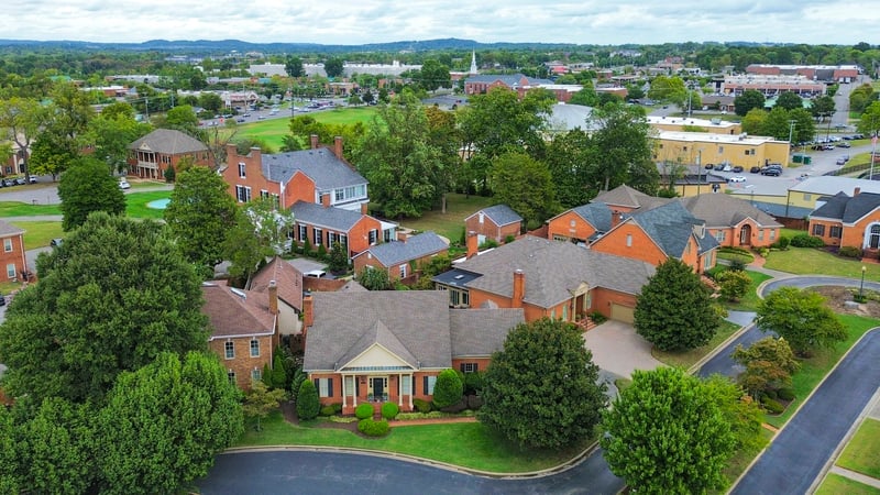 101 Carriage Ln, Hendersonville, TN 37075