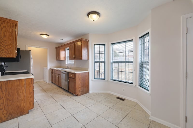 244 Green Hills Dr, Springfield, TN 37172