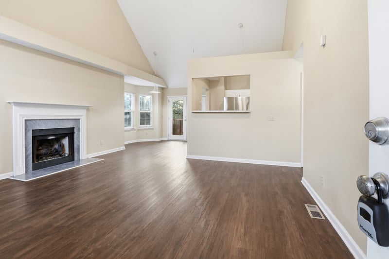 620 Creekfront Dr, Mount Juliet, TN 37122