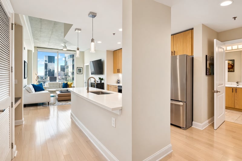 415 Church St #2212, Nashville, TN 37219