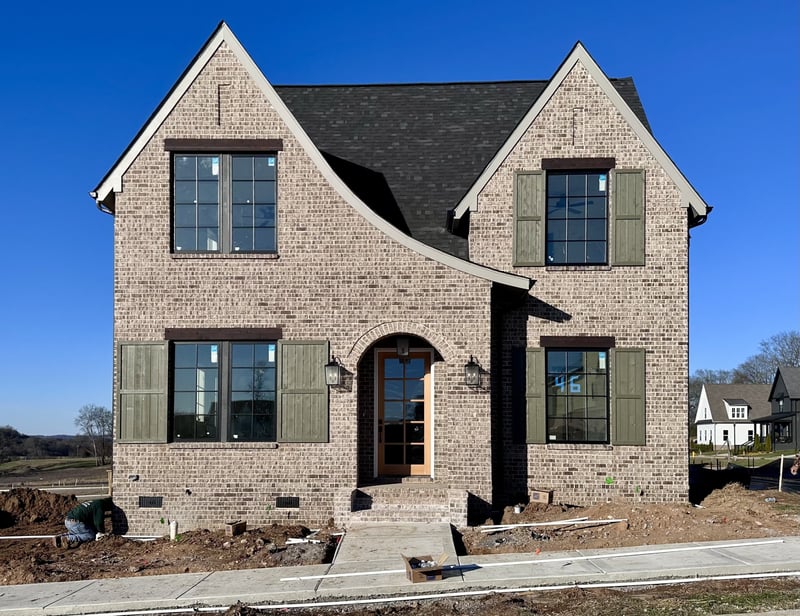 2032 Hector Dr, Thompsons Station, TN 37179