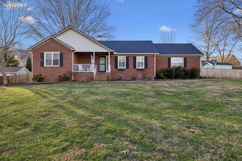 2841 Pedigo Pl, Thompsons Station, TN 37179
