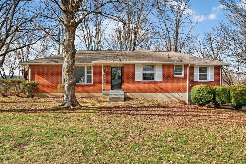 5135 Cochran Dr, Nashville, TN 37220