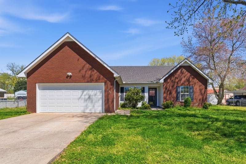 638 Lilly Ln, Murfreesboro, TN 37128