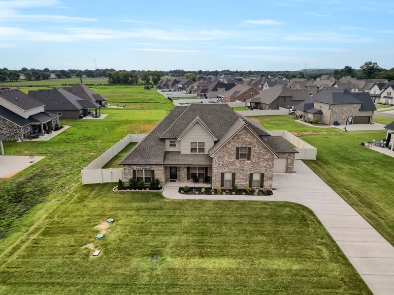 2807 Ella Louise Ln, Murfreesboro, TN 37130