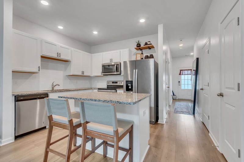 809 Dallas Dr, Columbia, TN 38401