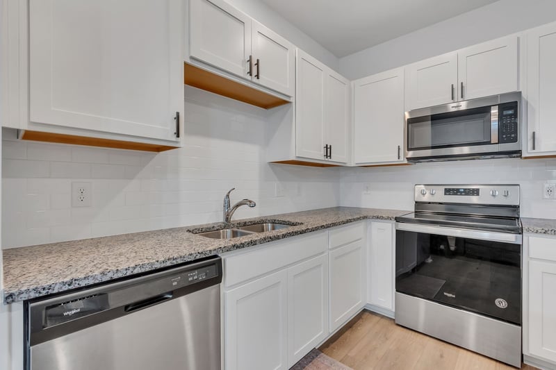 809 Dallas Dr, Columbia, TN 38401