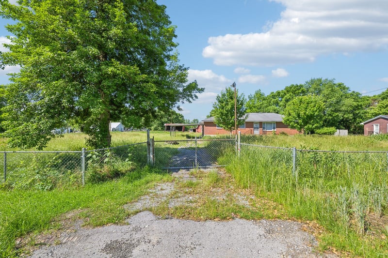 102 Scenic View Rd, Old Hickory, TN 37138