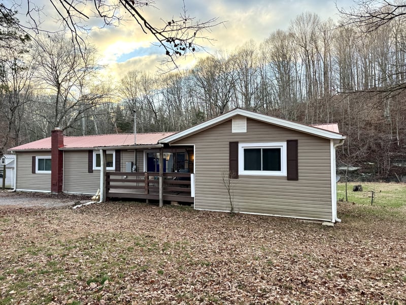 3332 Abednego Rd, Greenbrier, TN 37073