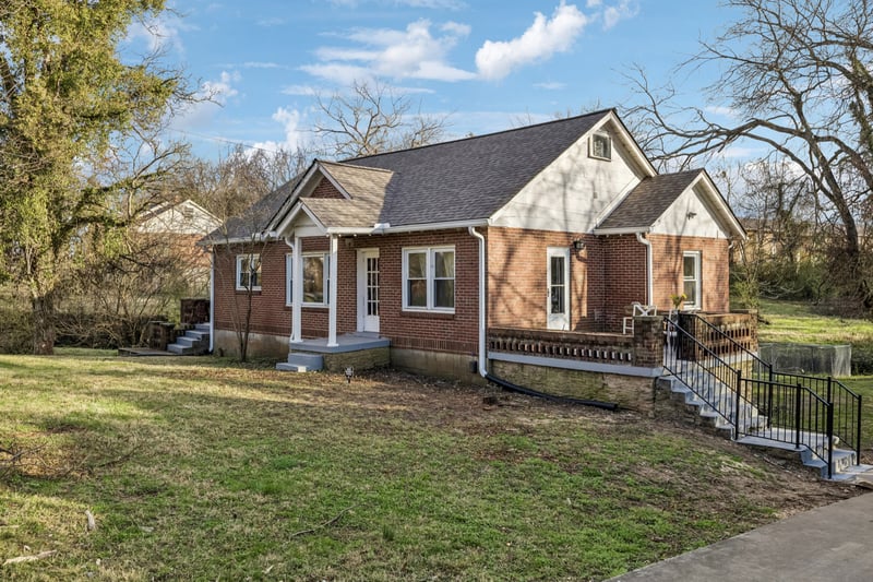 120 Dellway Dr, Nashville, TN 37207