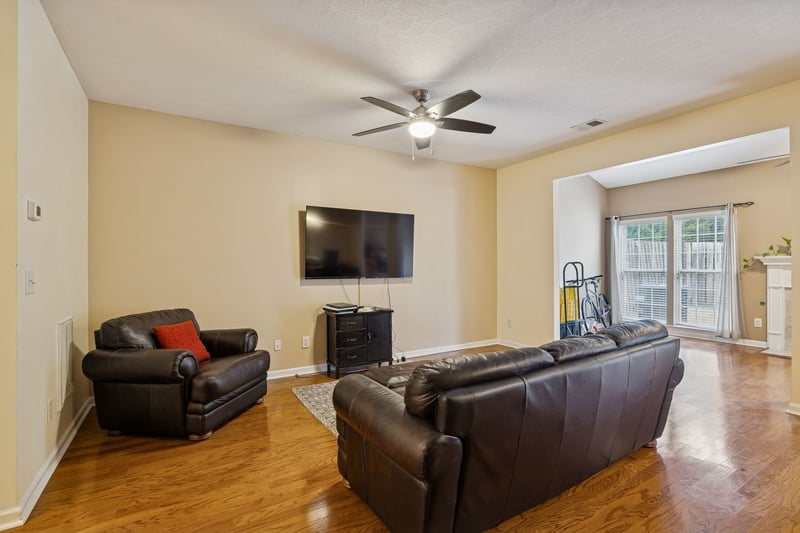 7277 Charlotte Pike #342, Nashville, TN 37209