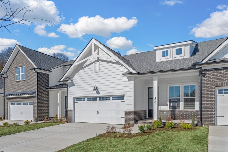 313 Buckwood Ln, Thompsons Station, TN 37179