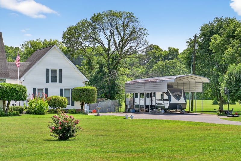 2236 New Hope Rd, Hendersonville, TN 37075