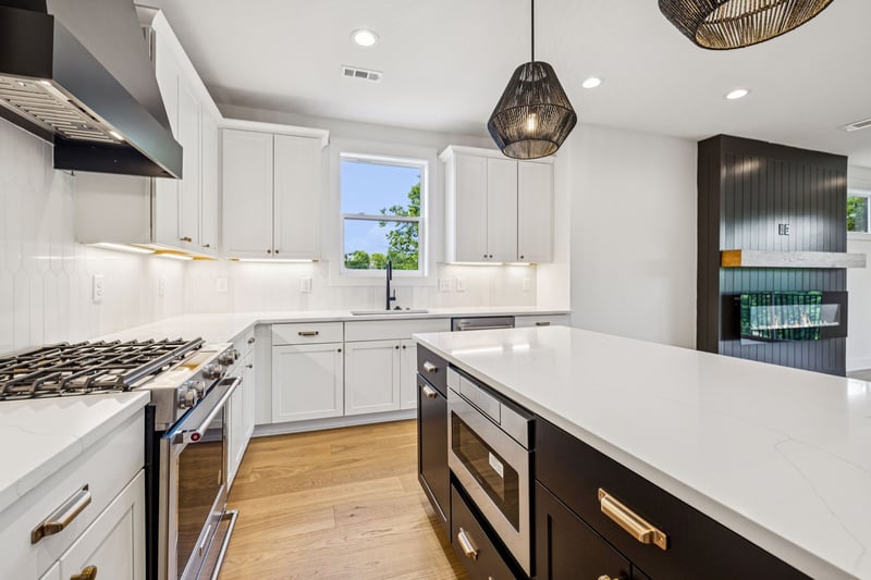 828E Watts Ln, Nashville, TN 37209