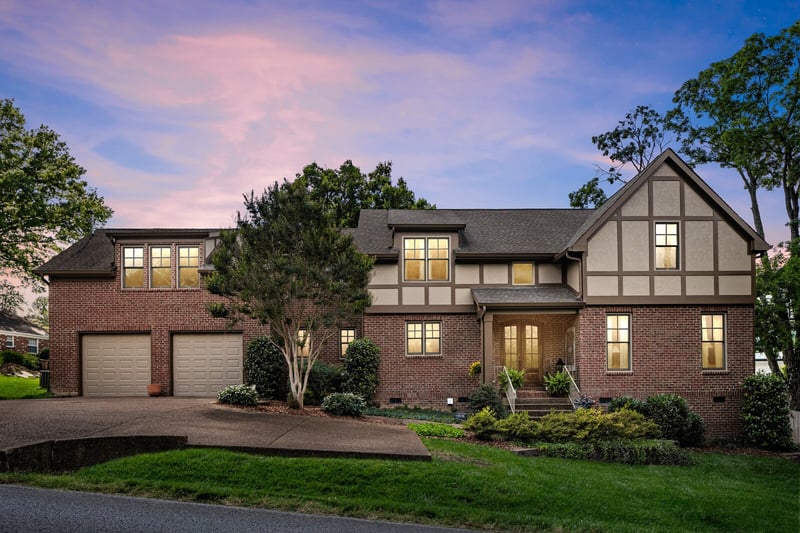 4189 Belmont Park Ter, Nashville, TN 37215