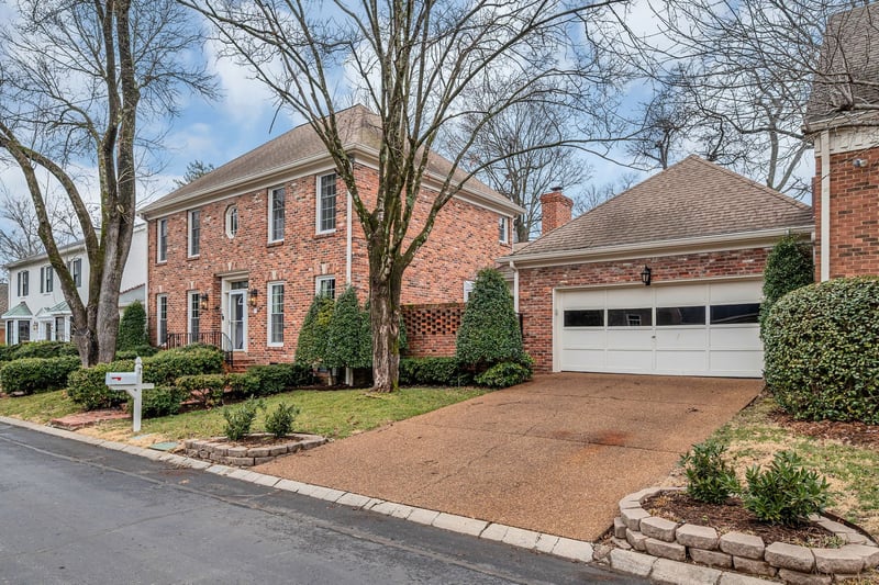 7 Foxhall Close, Nashville, TN 37215