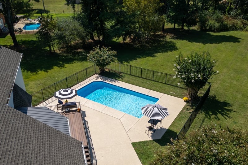 1210 Windsor Dr, Gallatin, TN 37066