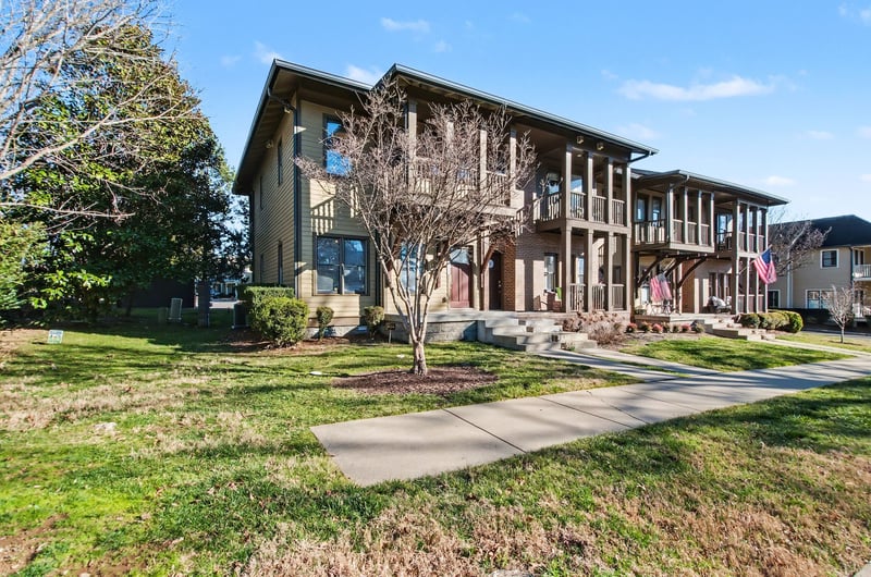 206 36th Ave, Nashville, TN 37209