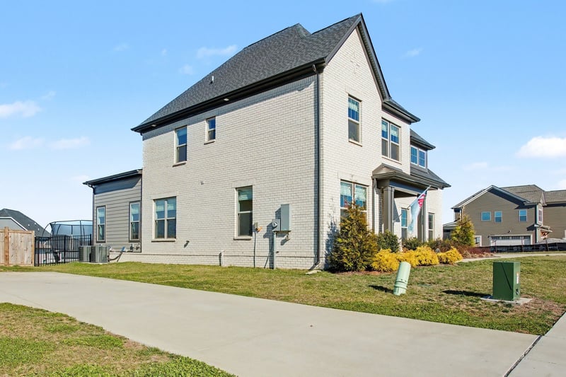 194 Phillips Bnd, Spring Hill, TN 37174