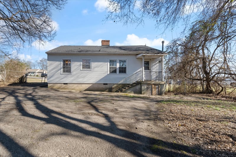 126 Stadium Dr, Hendersonville, TN 37075