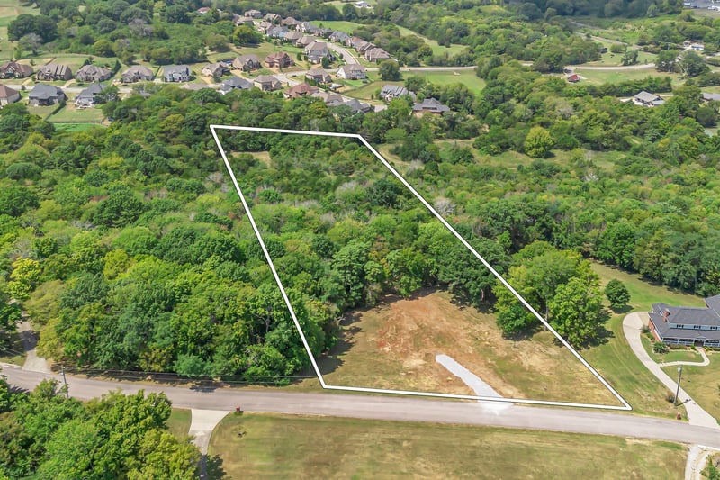 2015 Artesian Dr, Nolensville, TN 37135