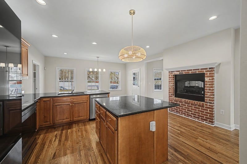 1060 Auldridge Dr, Spring Hill, TN 37174