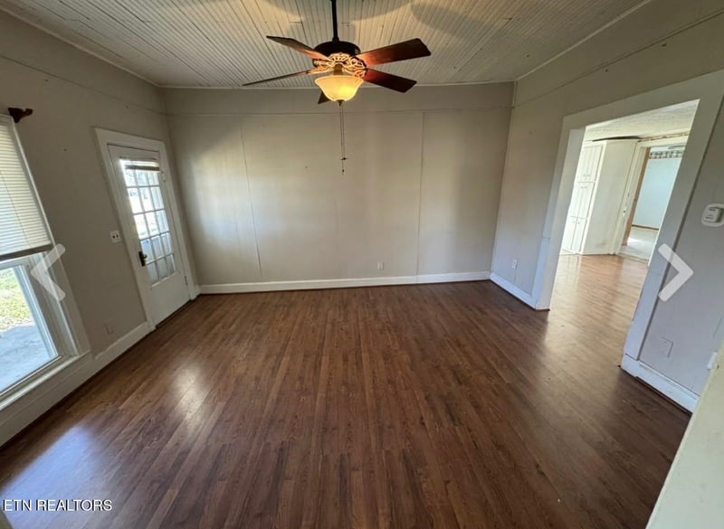 1200 N Church St, Portland, TN 37148