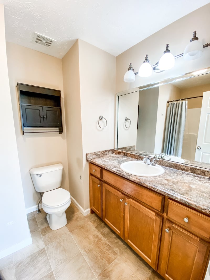 7976 Highway 52 , Orlinda, TN 37141