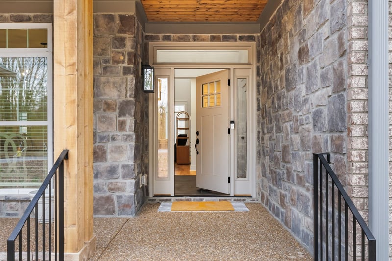 534 Country Club Dr, Dickson, TN 37055