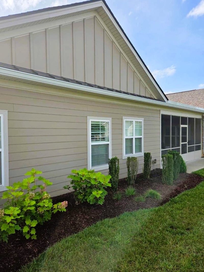 2423 Stonecenter Ln, Murfreesboro, TN 37128