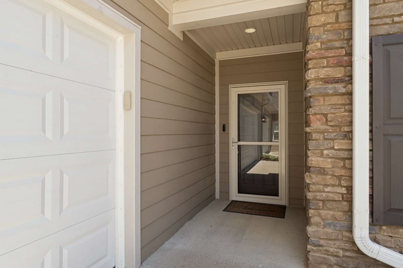 2423 Stonecenter Ln, Murfreesboro, TN 37128