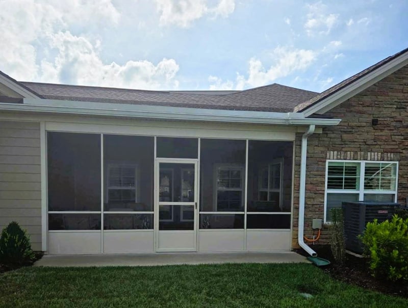 2423 Stonecenter Ln, Murfreesboro, TN 37128