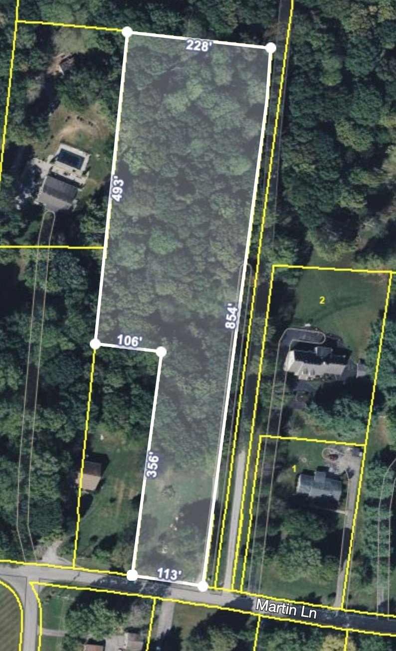 Martin Ln, Cottontown, TN 37048