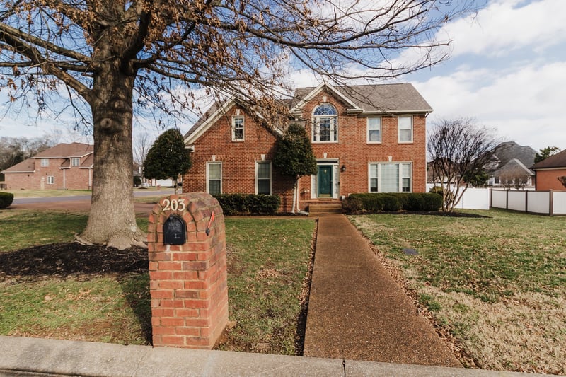 203 Savannah Rdg, Murfreesboro, TN 37127