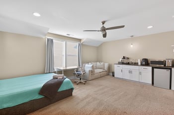 909A Halcyon Ave #Studio, Nashville, TN 37204