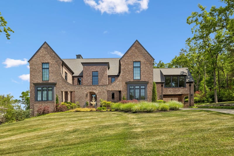 4520 Shys Hill Rd, Nashville, TN 37215
