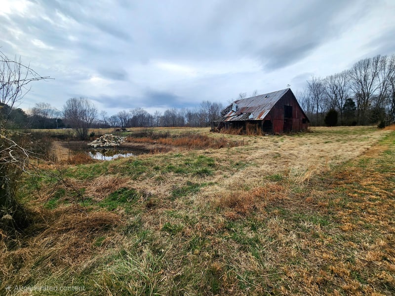 Houston Fielder Rd, Clarksville, TN 37043