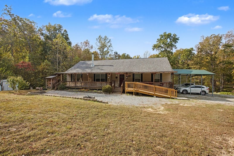 10878 Highway 7 , Primm Springs, TN 38476