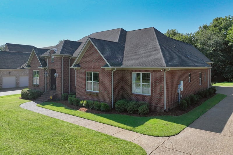 825 Piccadilly Dr, Nolensville, TN 37135