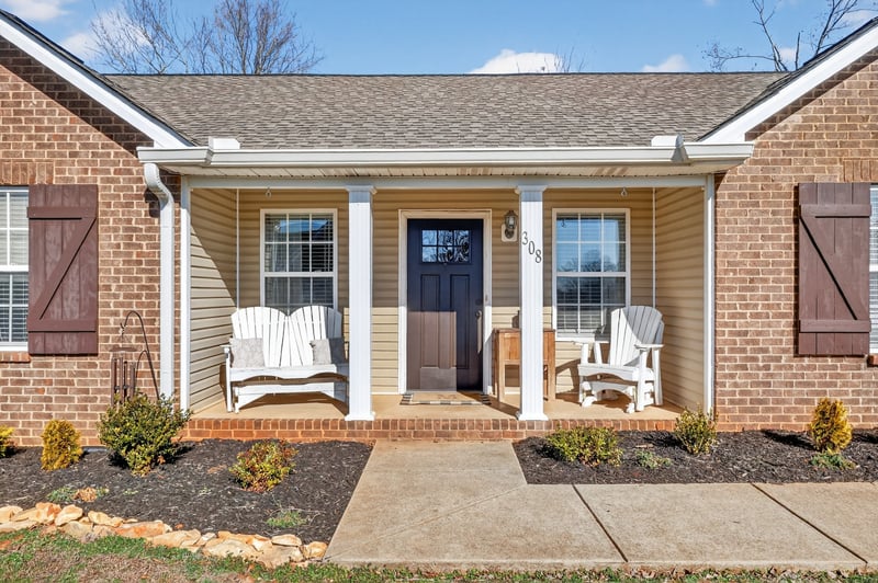 308 Preakness Cir, Pleasant View, TN 37146