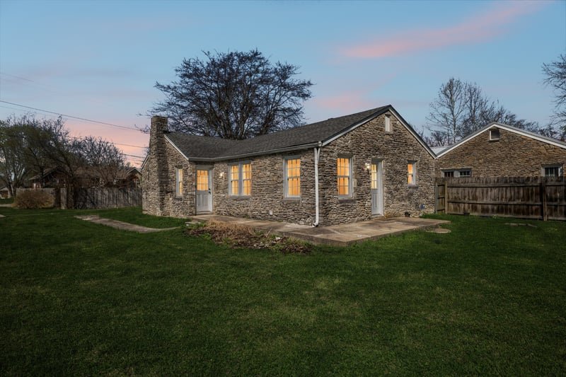 246 E Woodrow St, Gallatin, TN 37066