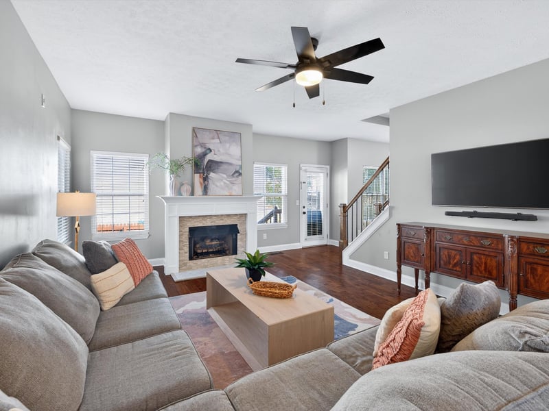 2201 Falcon Creek Dr, Franklin, TN 37067