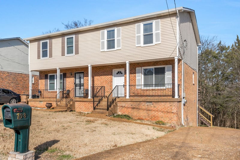 708 Flint Ridge Dr, Whites Creek, TN 37189