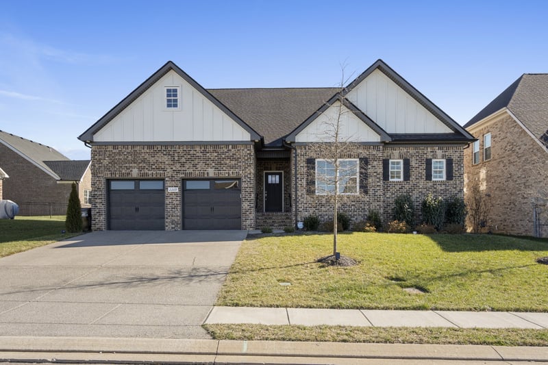 2209 Winterdale Dr, Murfreesboro, TN 37128