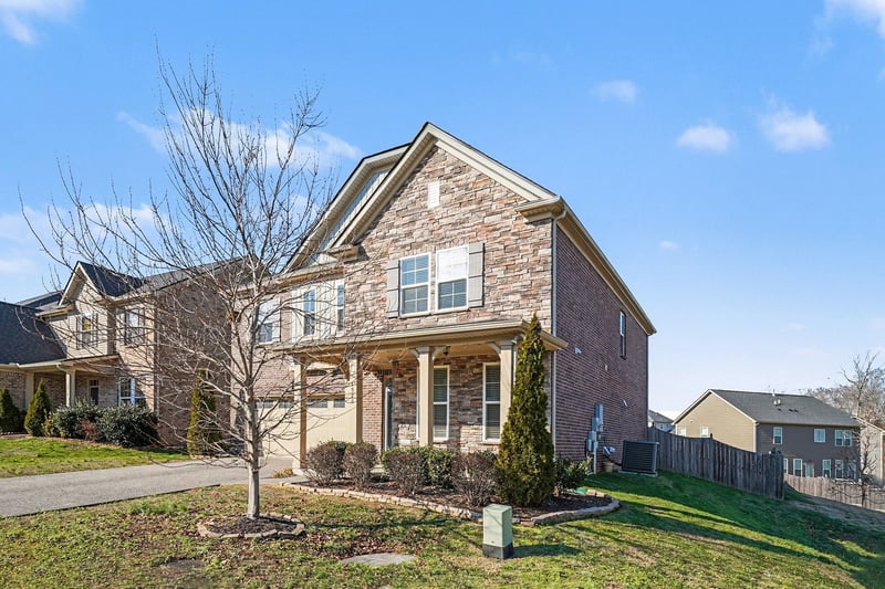 4976 Napoli Dr, Mount Juliet, TN 37122