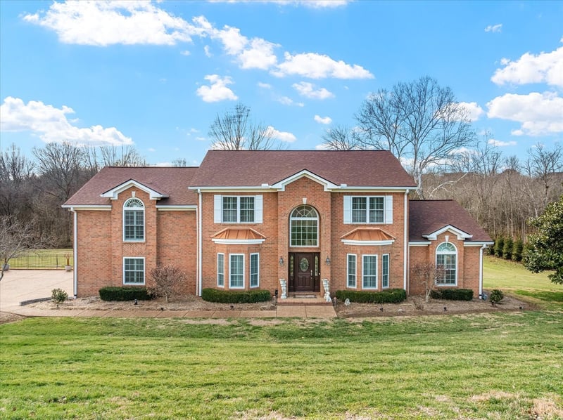 195 The Hollows Ct, Hendersonville, TN 37075