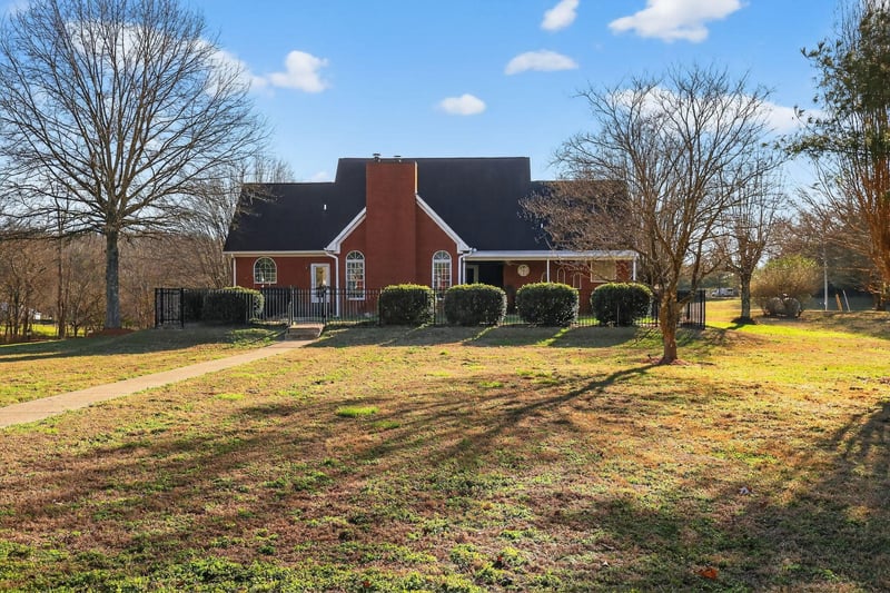 4676 Harpeth Peytonsville Rd, Thompsons Station, TN 37179